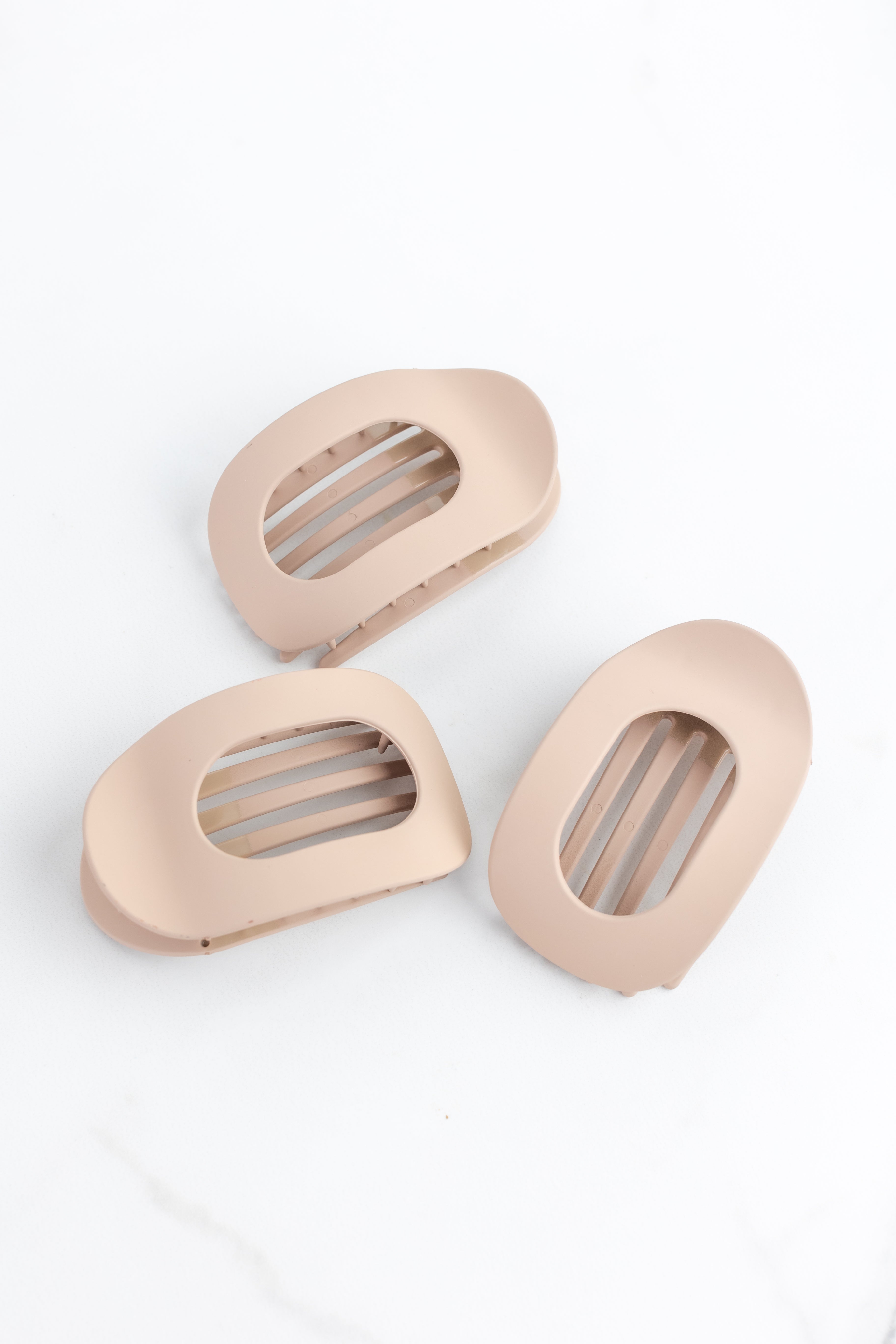 Lay Flat Lilac Clip