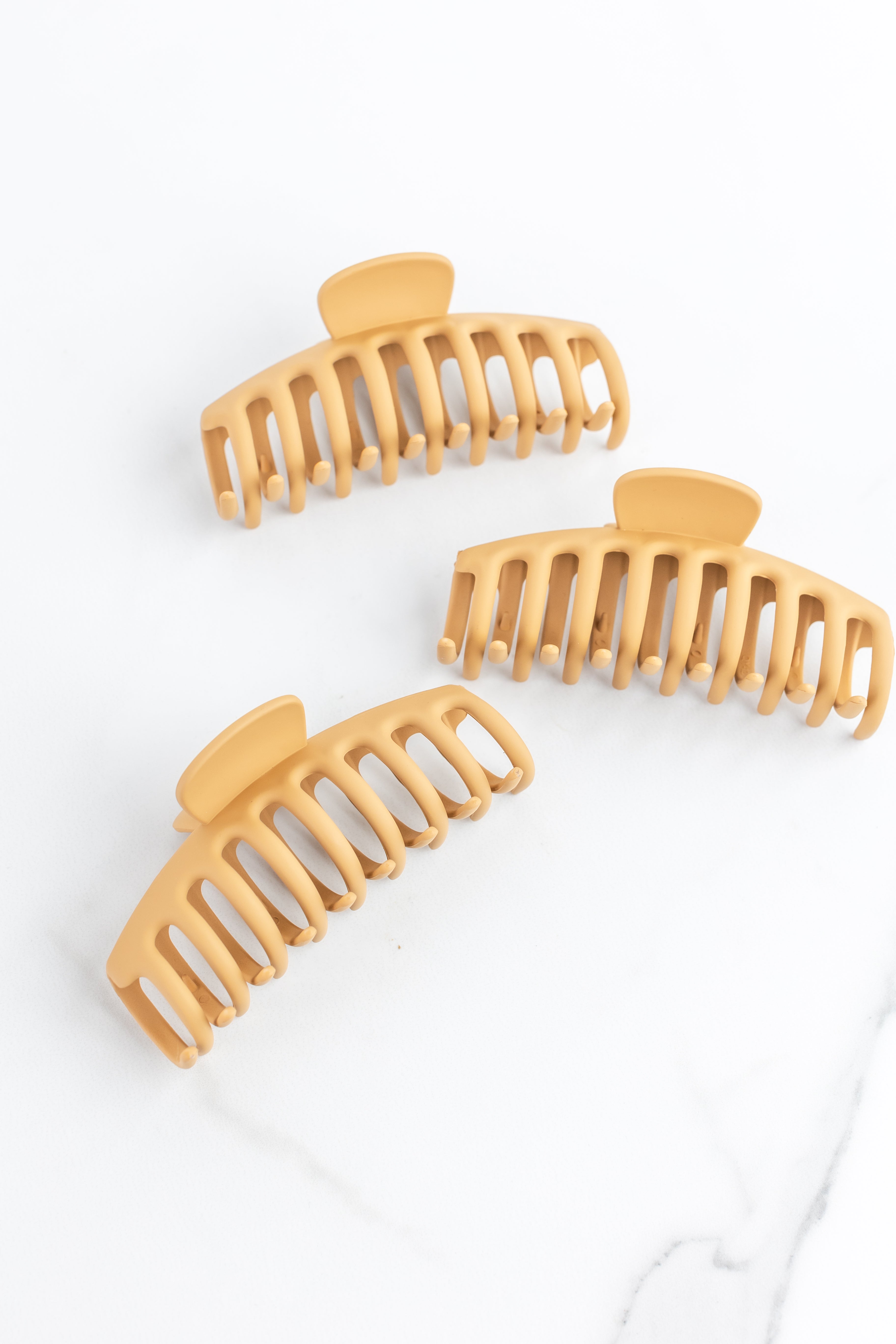 RSVP Lilac Clip
