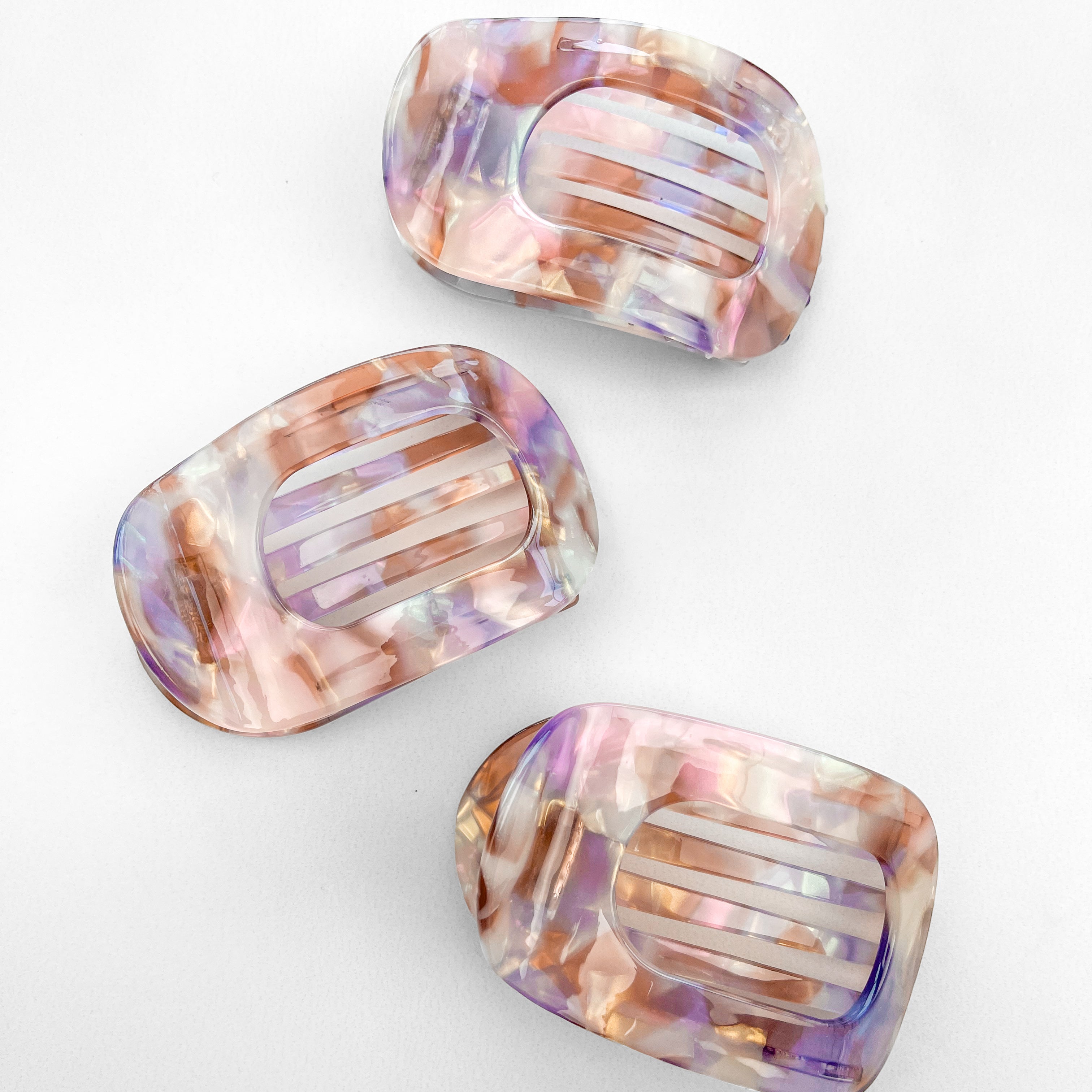 Lay Flat Lilac Clip