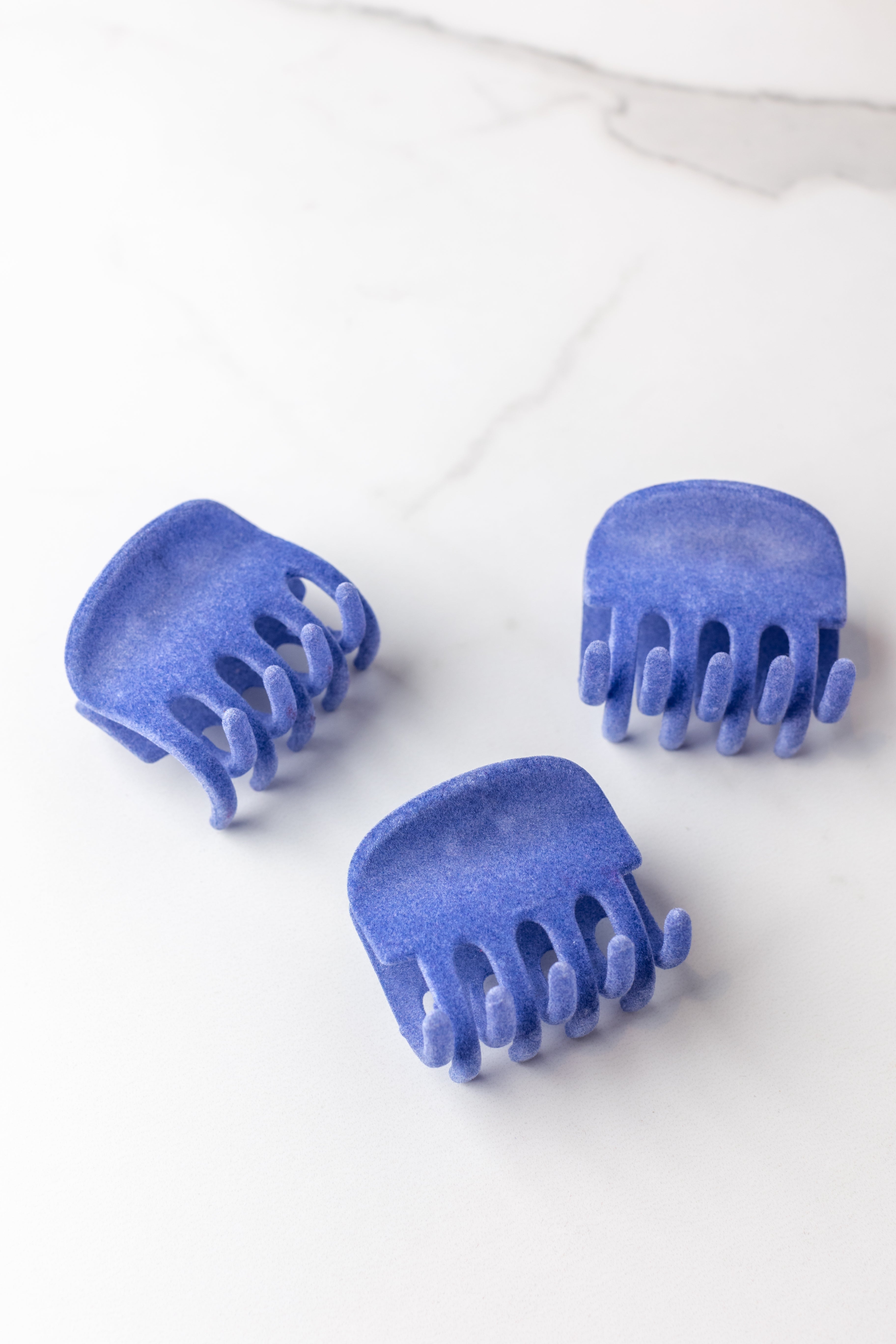 Cozy Times Lilac Clip