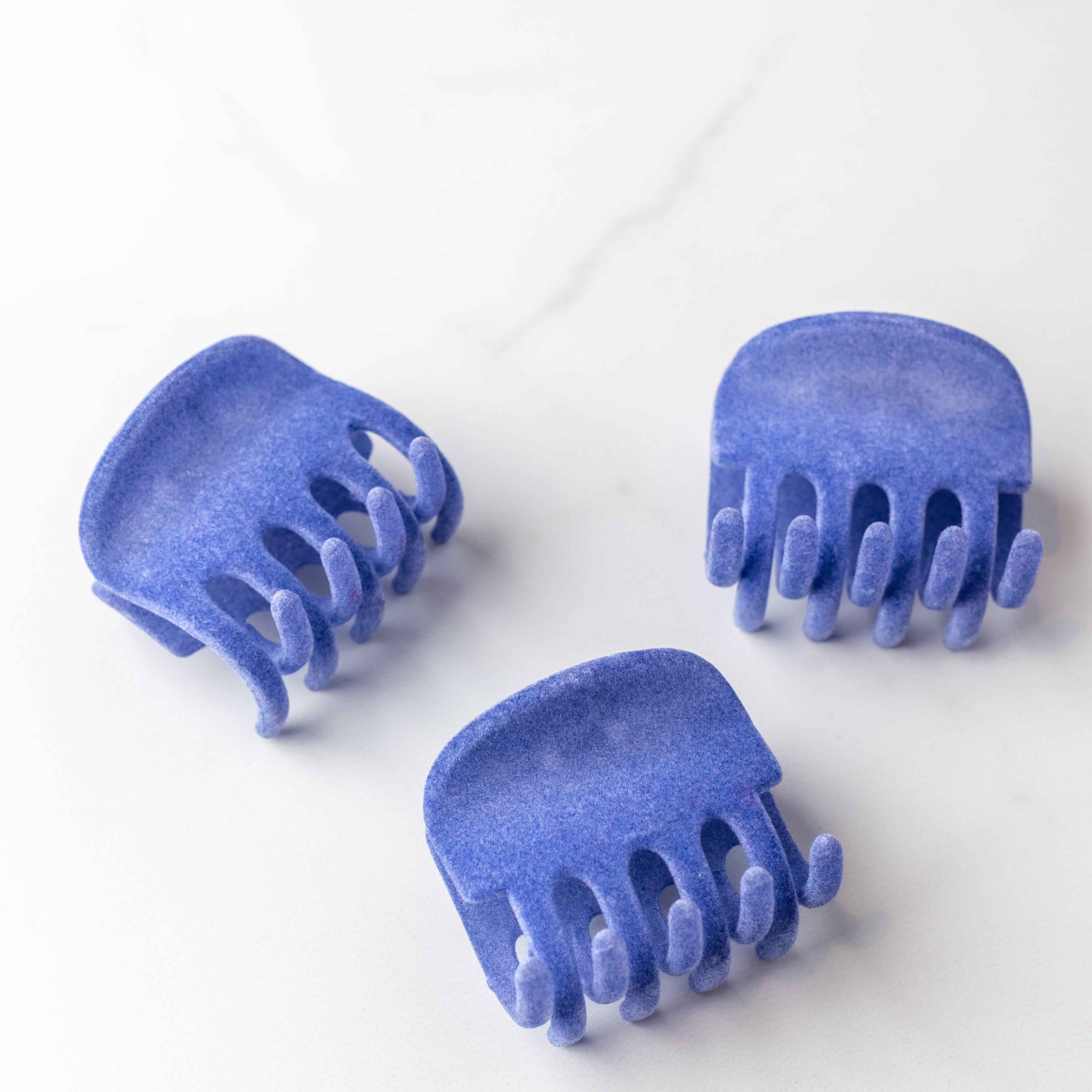 Cozy Times Lilac Clip