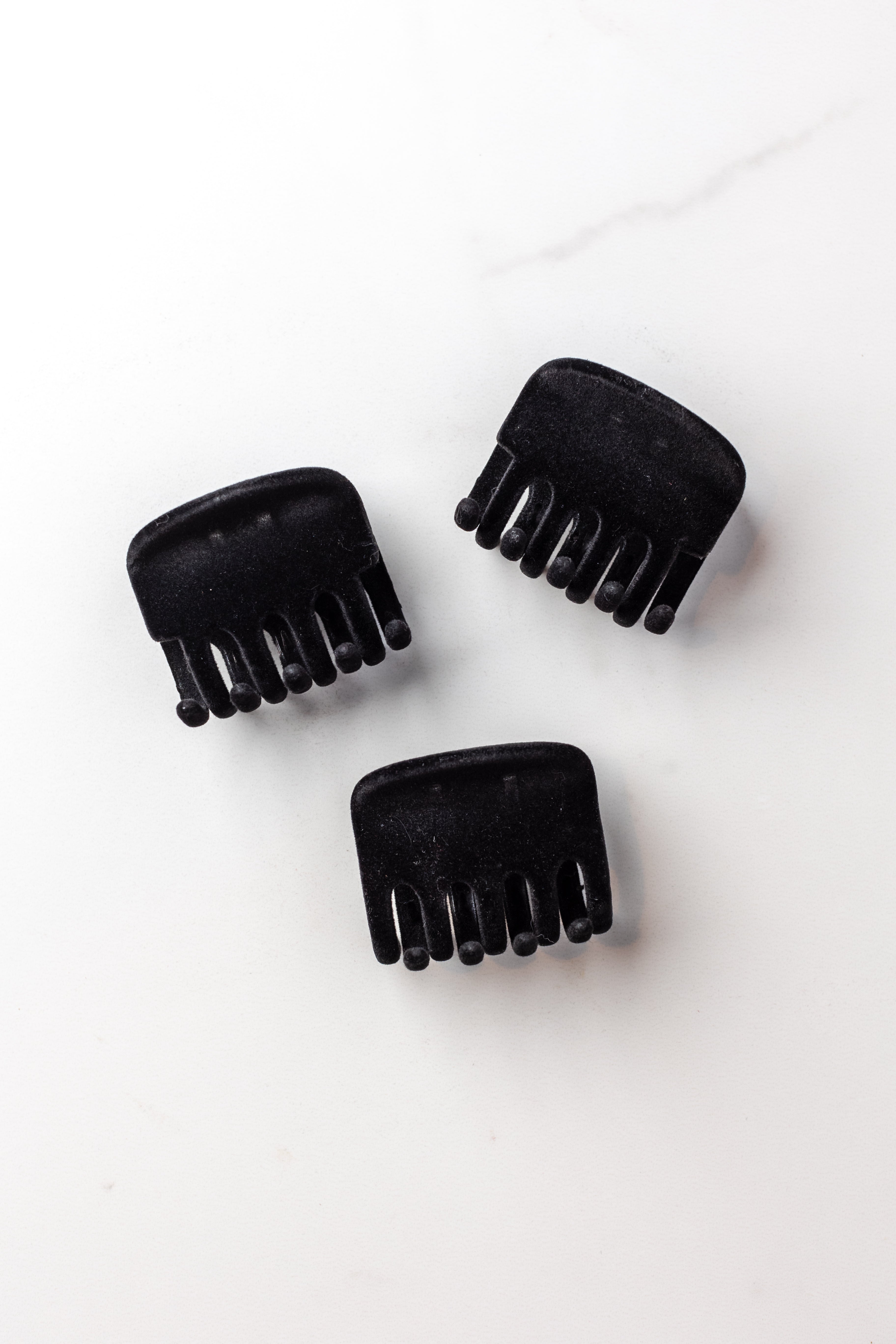 Cozy Times Lilac Clip