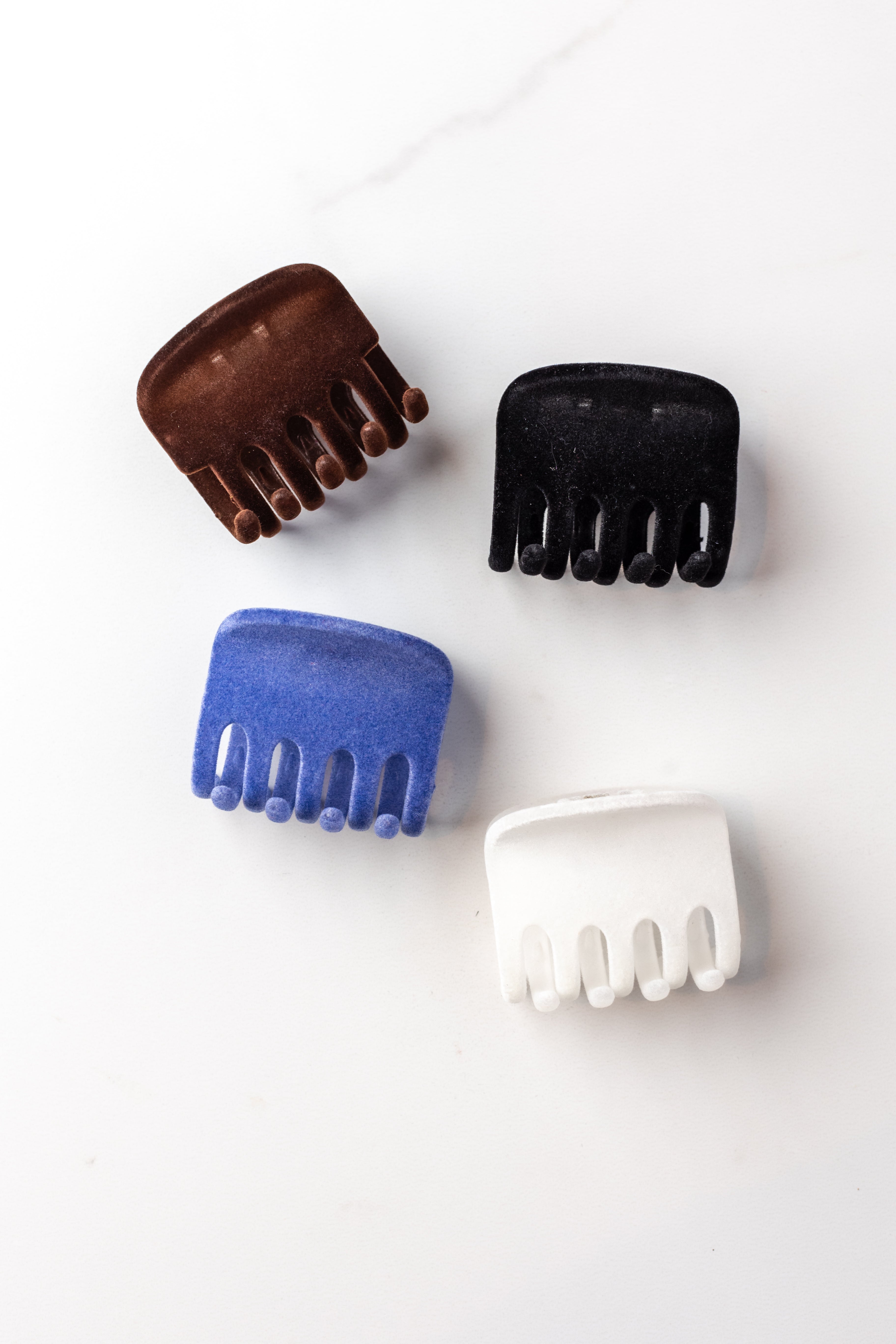 Cozy Times Lilac Clip