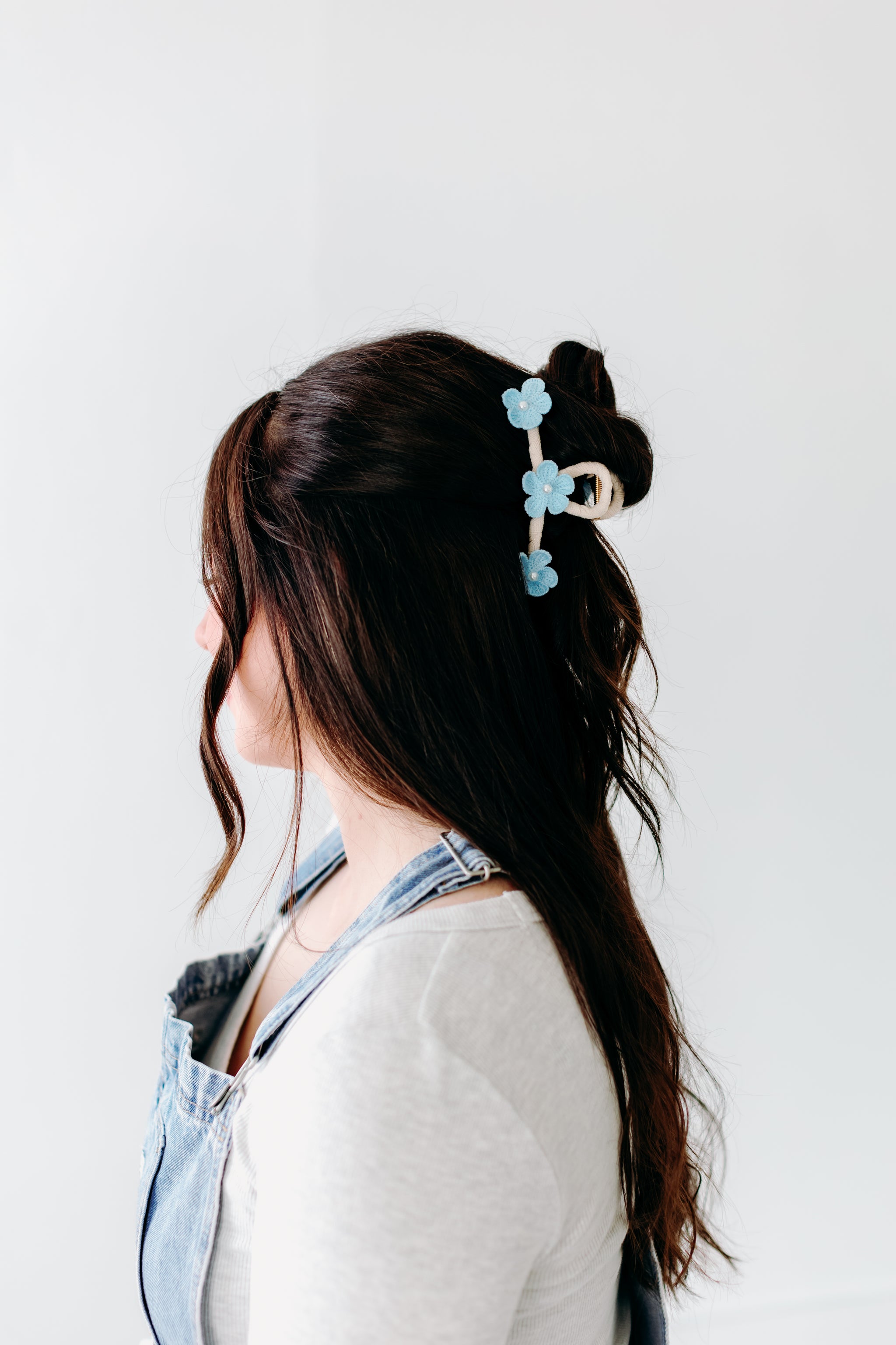 Buttercup Lilac Clip