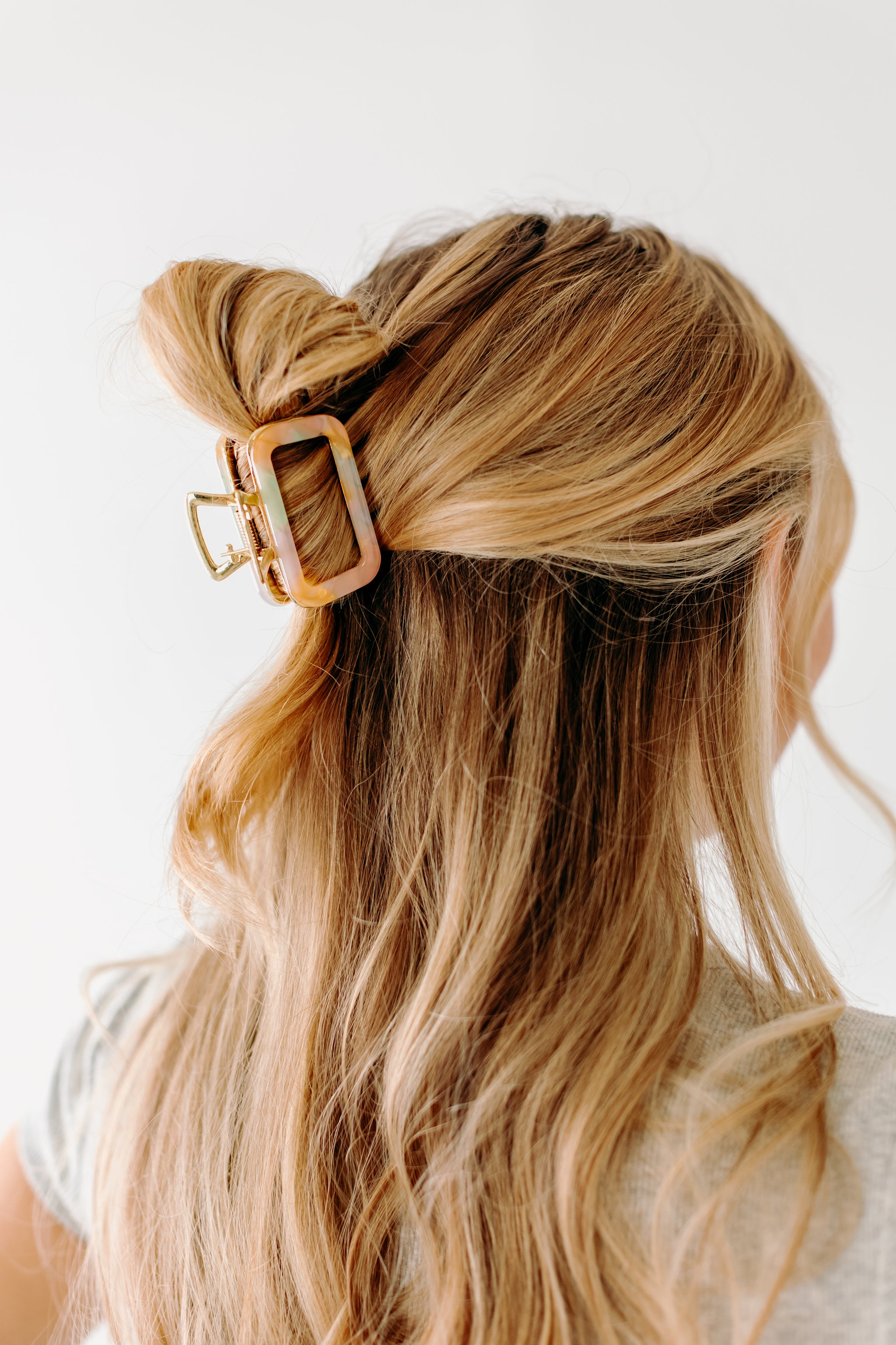 Little Miss Lilac Clip