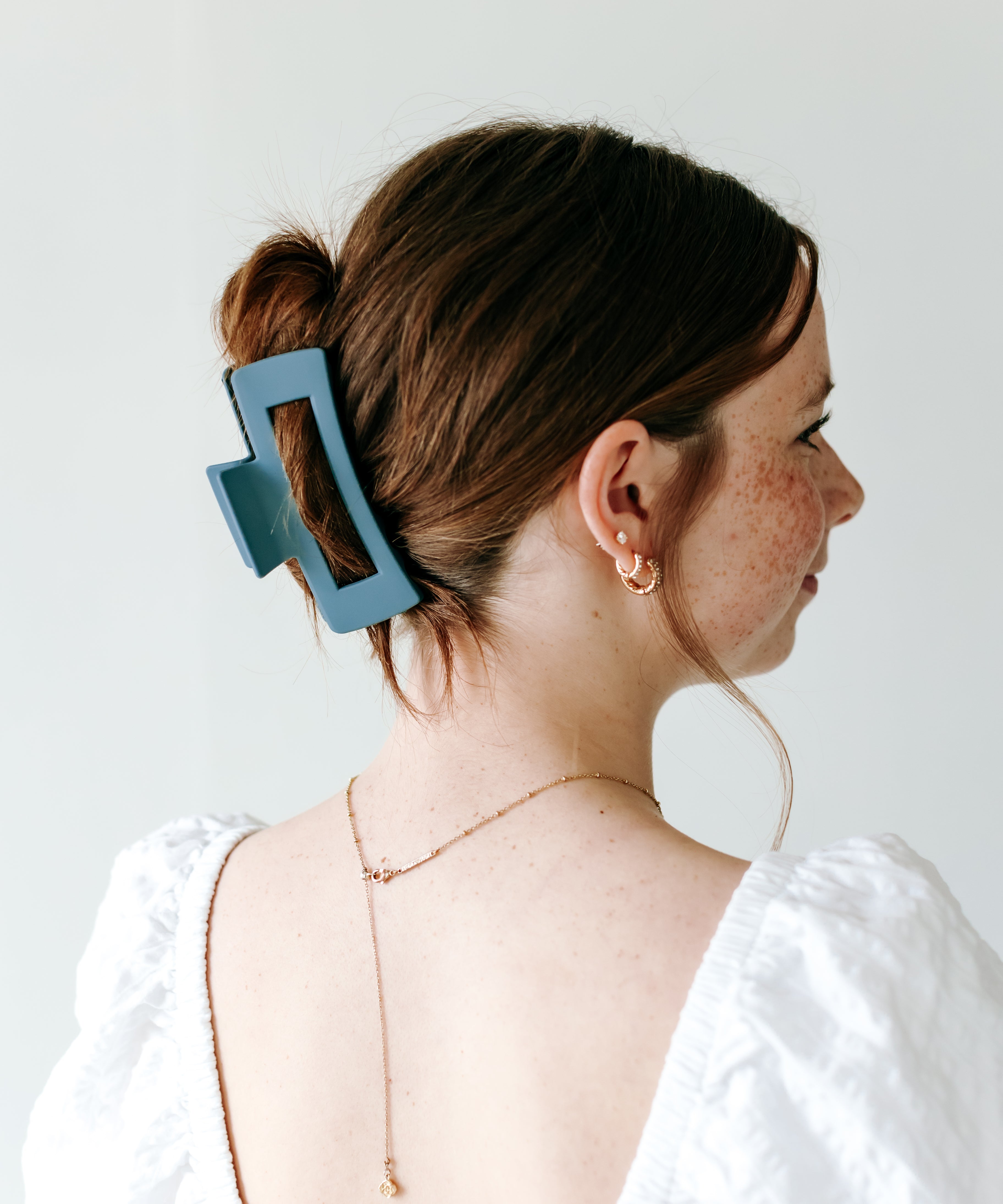 The Essential Lilac Clip