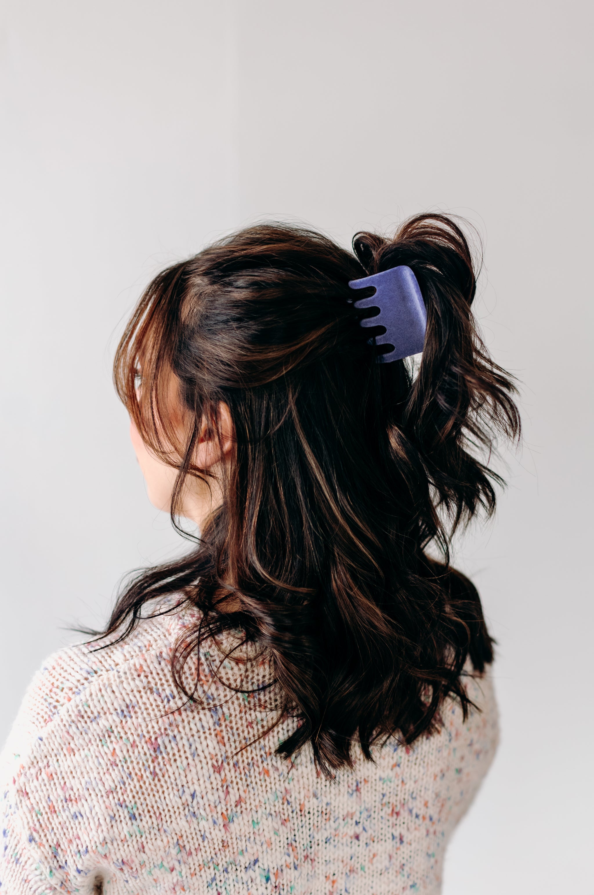 Cozy Times Lilac Clip