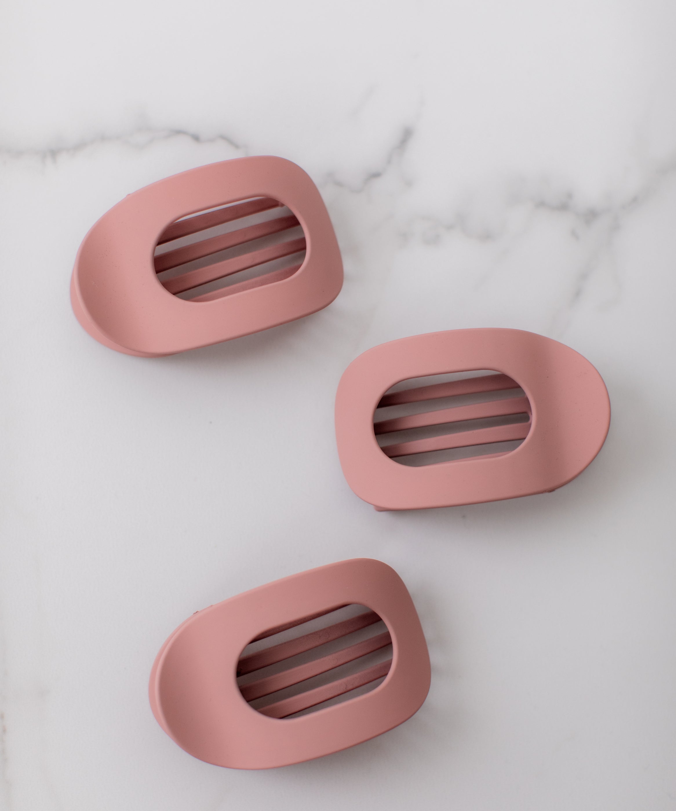 Lay Flat Lilac Clip