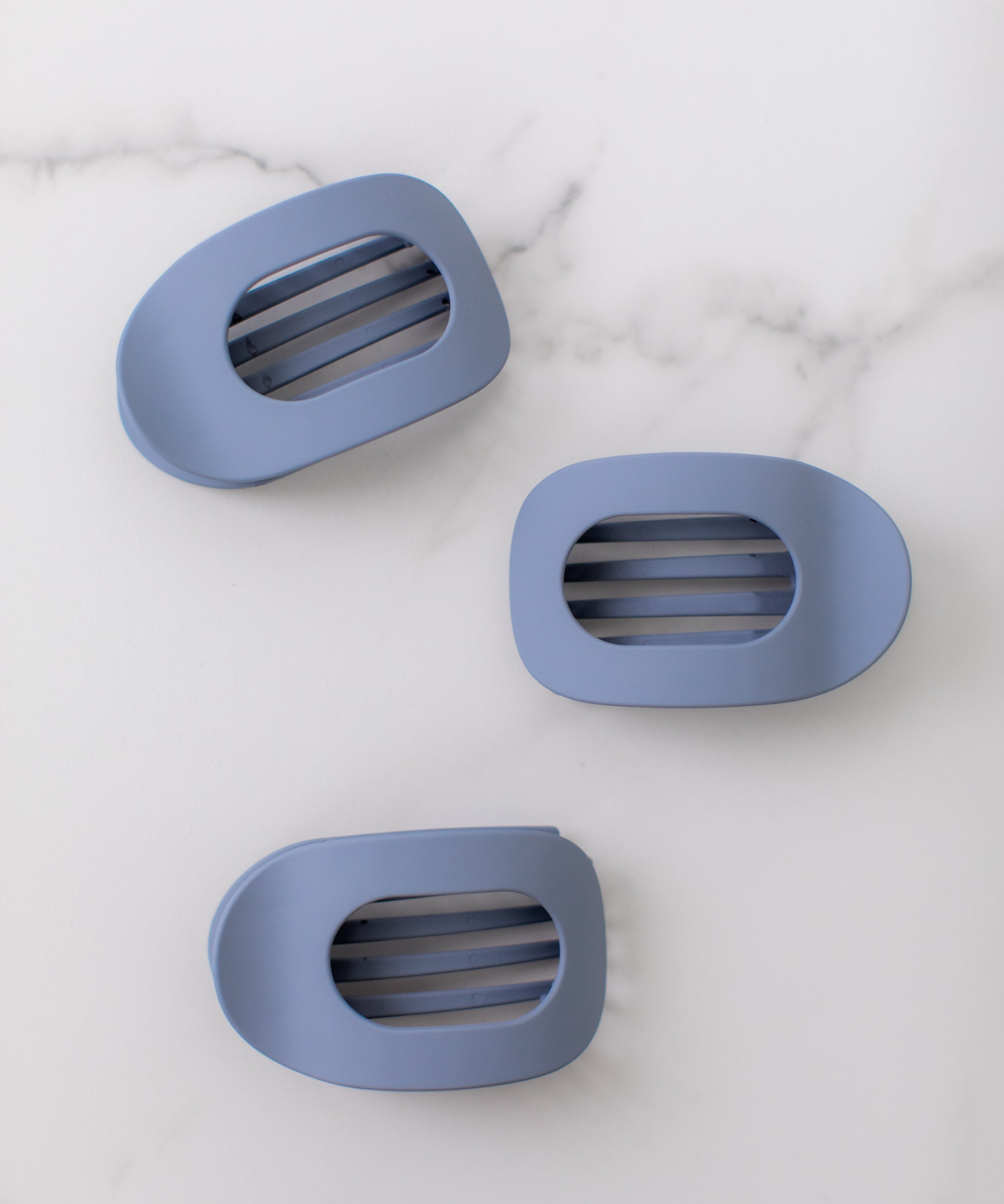 Lay Flat Lilac Clip