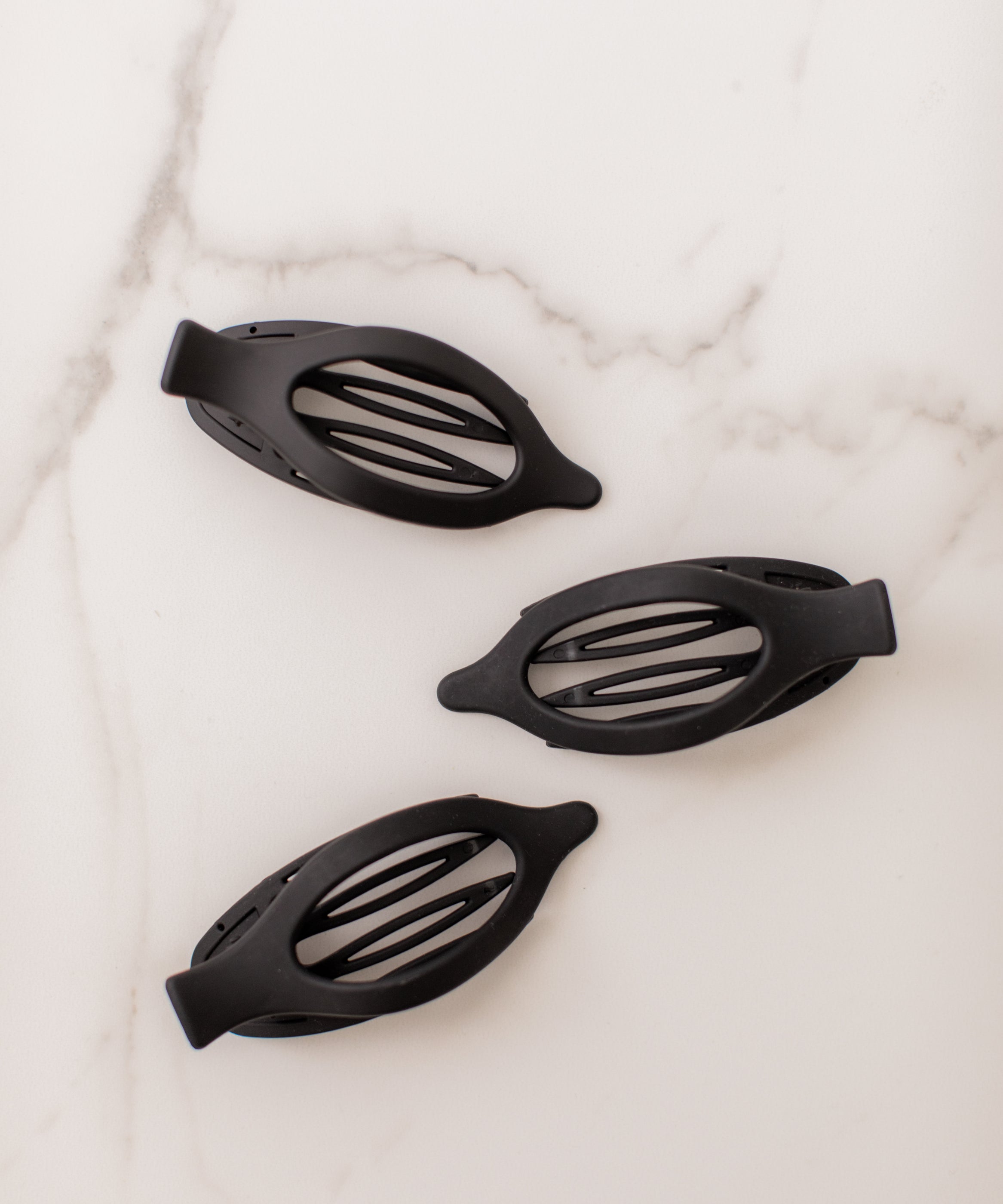 Wear Anywhere Lilac Clip