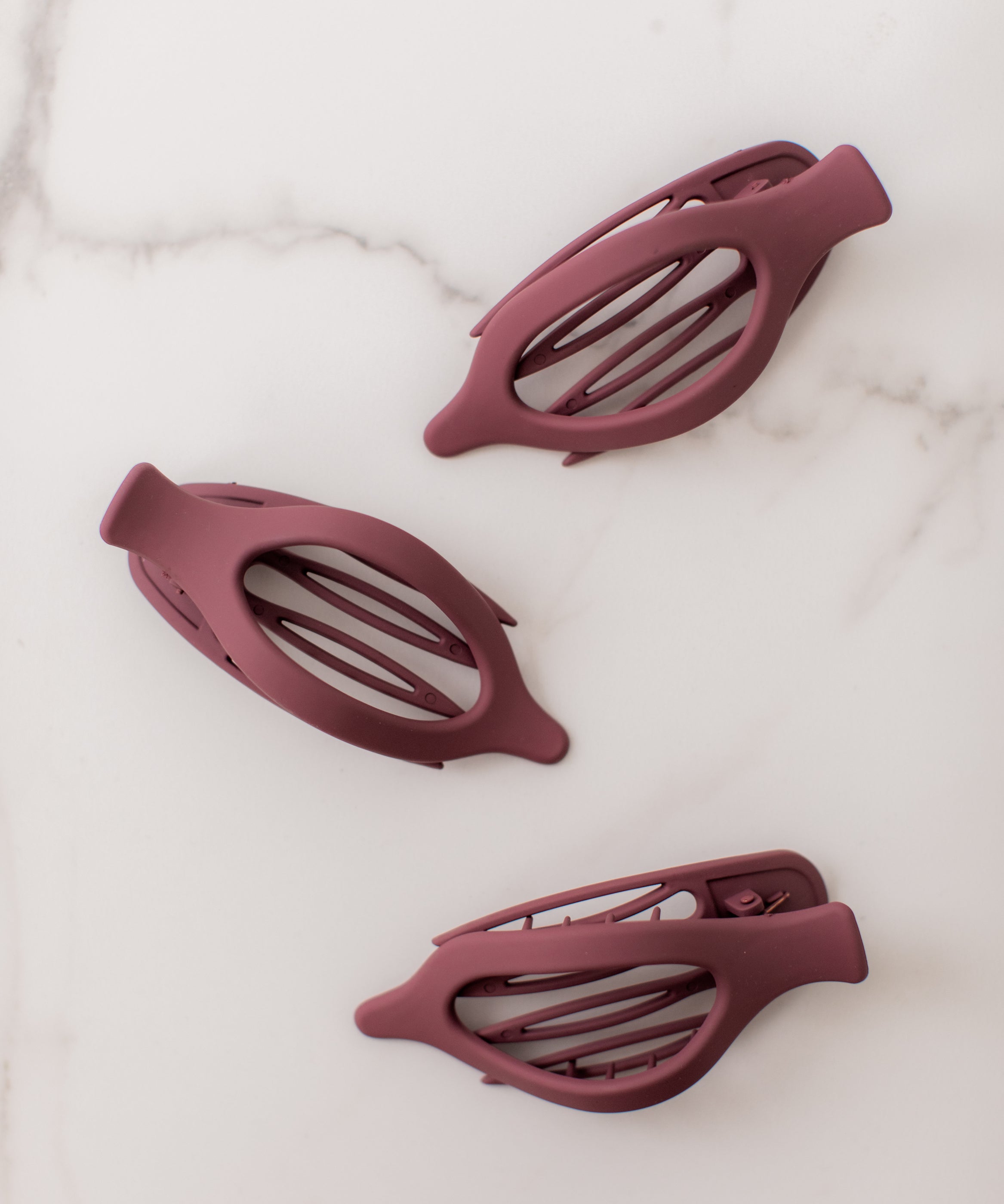 Wear Anywhere Lilac Clip