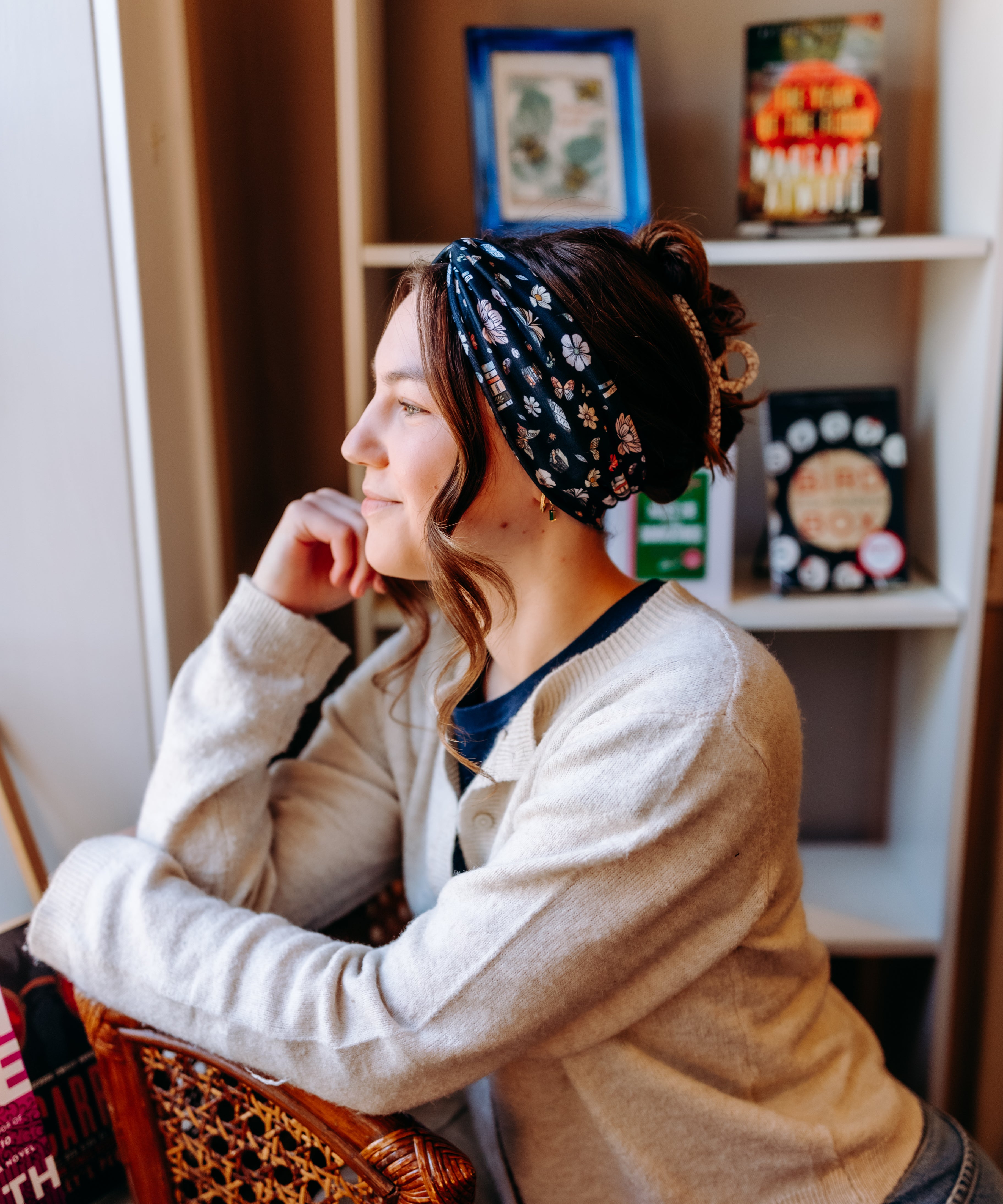 Woman confidently wearing the Bloom & Blaze headband for cute hairstyles and comfortable all-day wear.