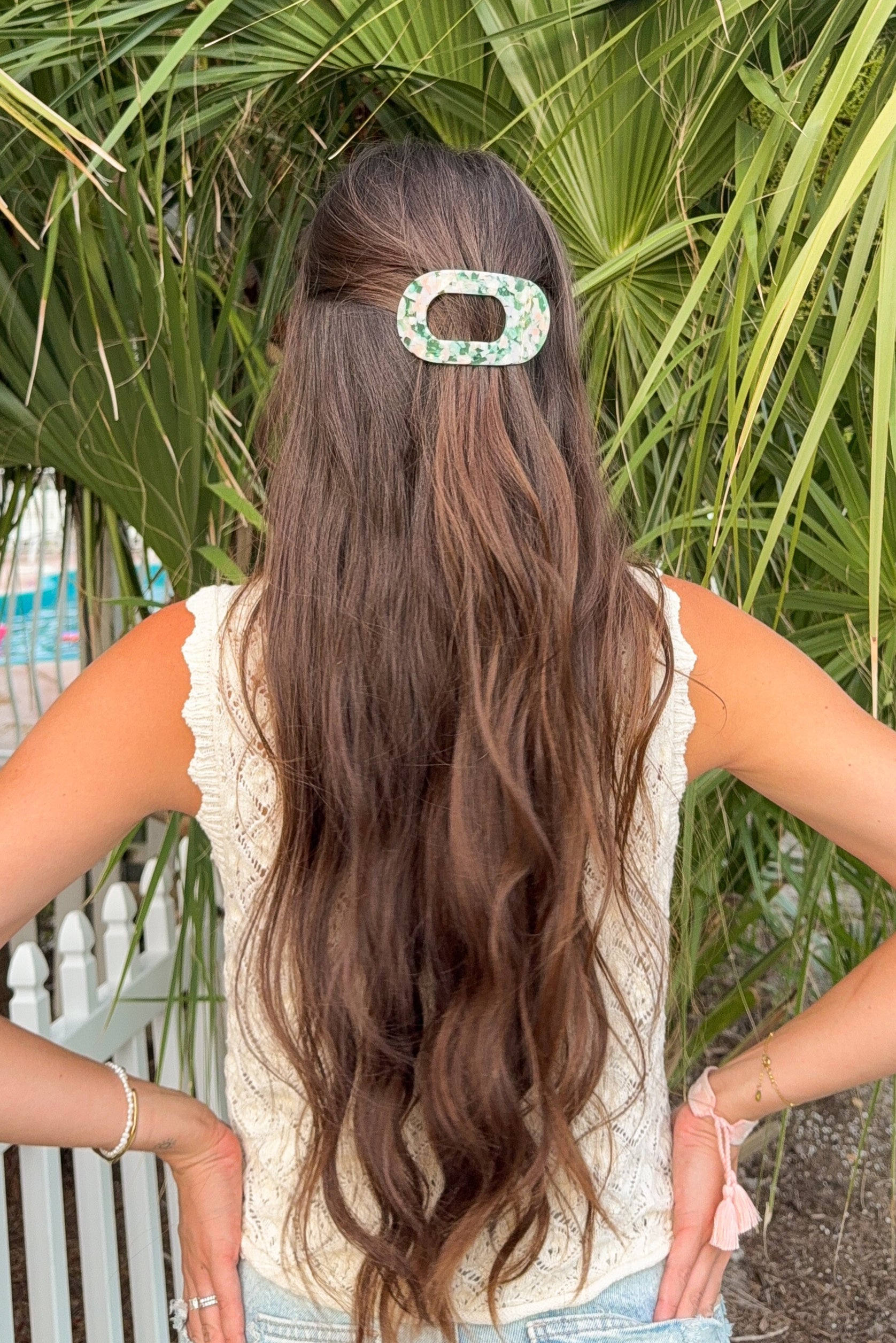 Sleek Petal Lilac Clip