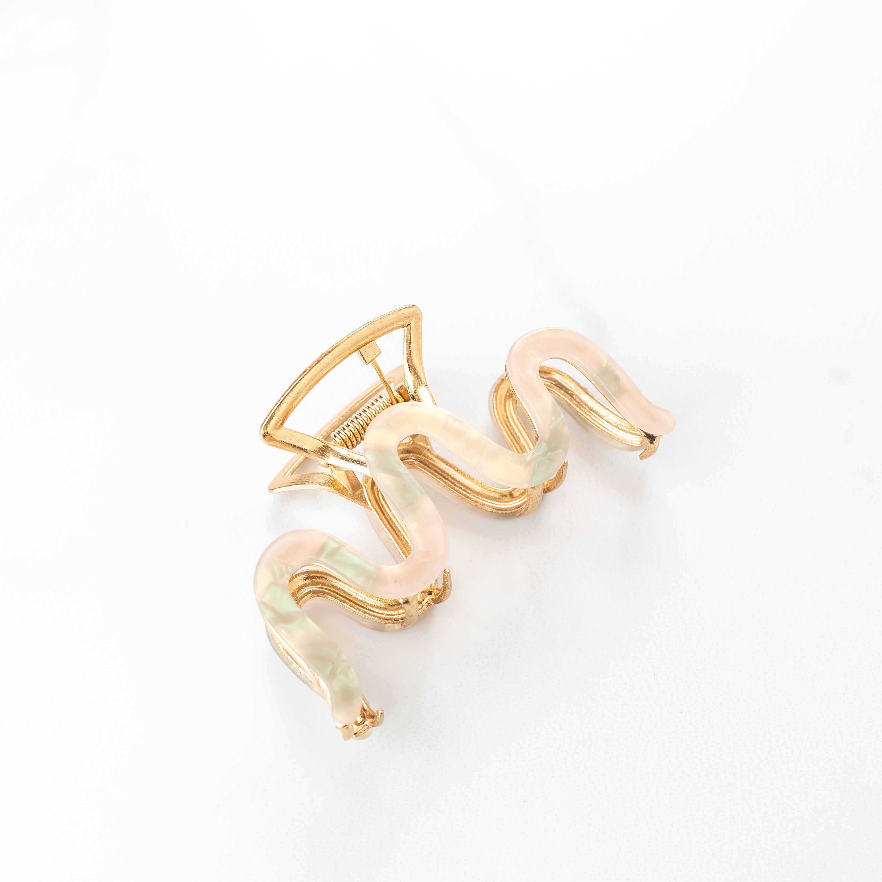 Effortless Lilac Clip