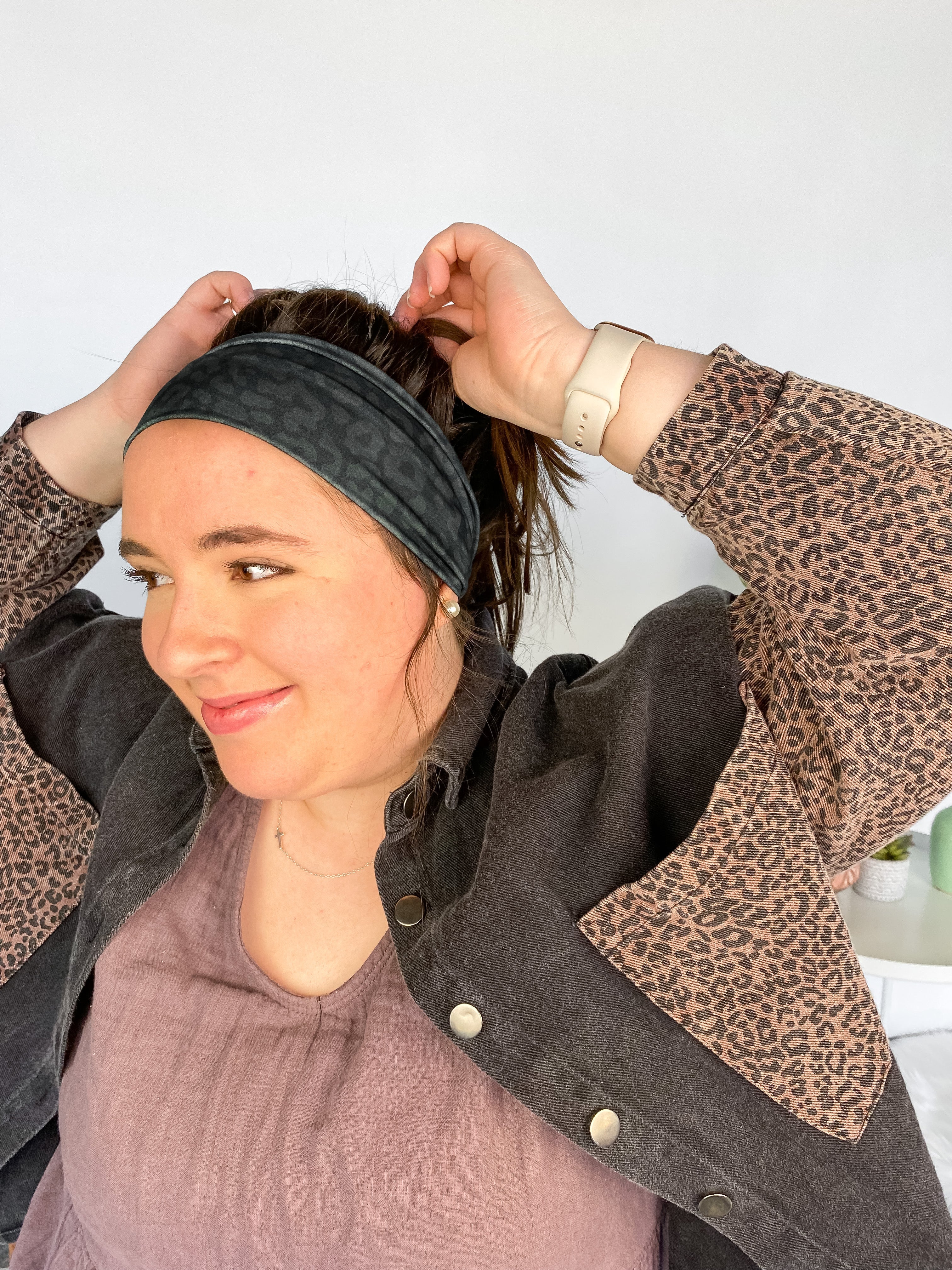 Adult women's 3 pack of headbands with solid black, harvest on black and white and onyx leopard prints